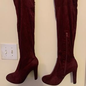 Wet Seal THIGH HIGH BOOT BURGUNDY